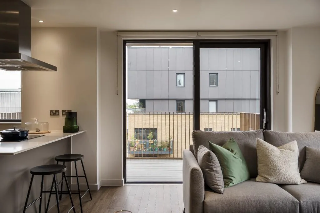3 bedroom flat for rent