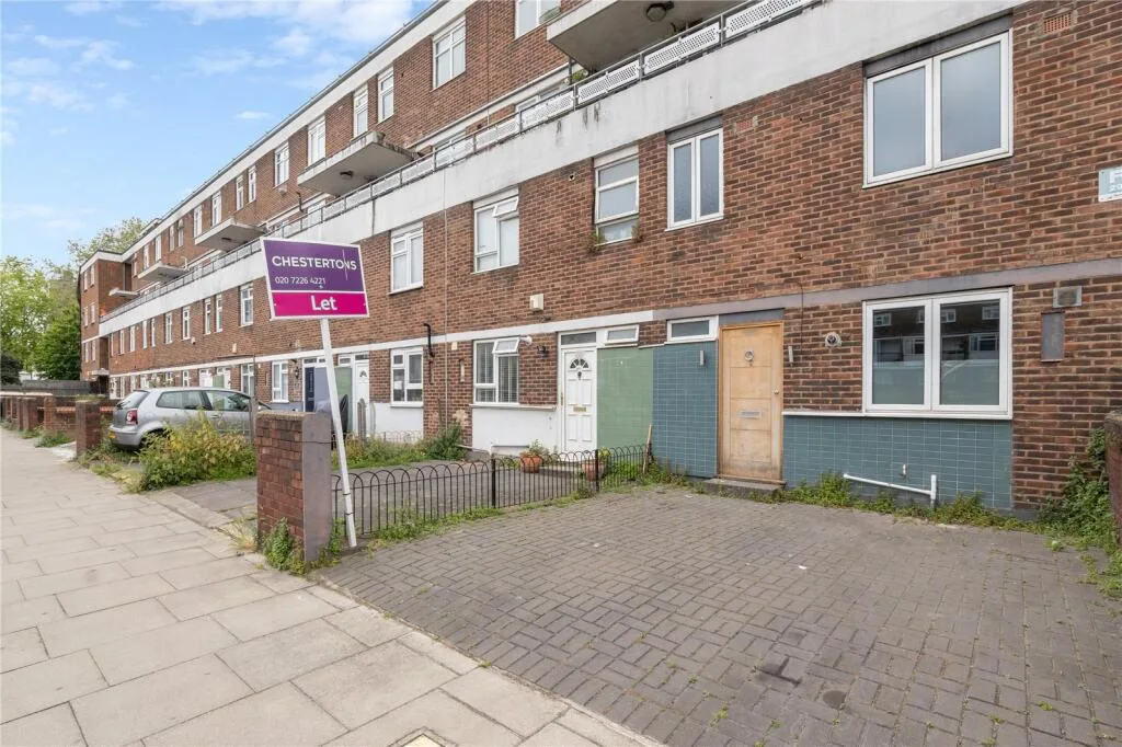 3 bedroom maisonette for rent