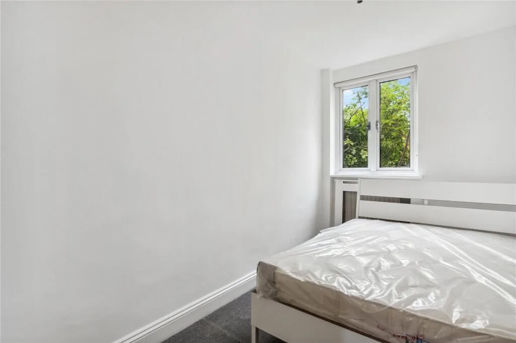 3 bedroom maisonette for rent