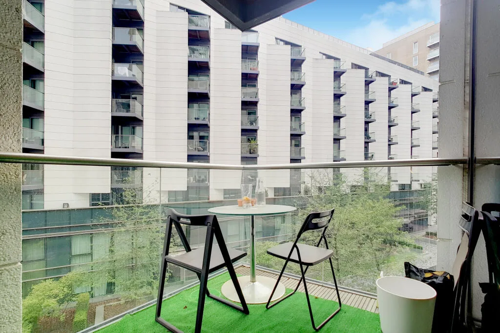 Studio flat for rent