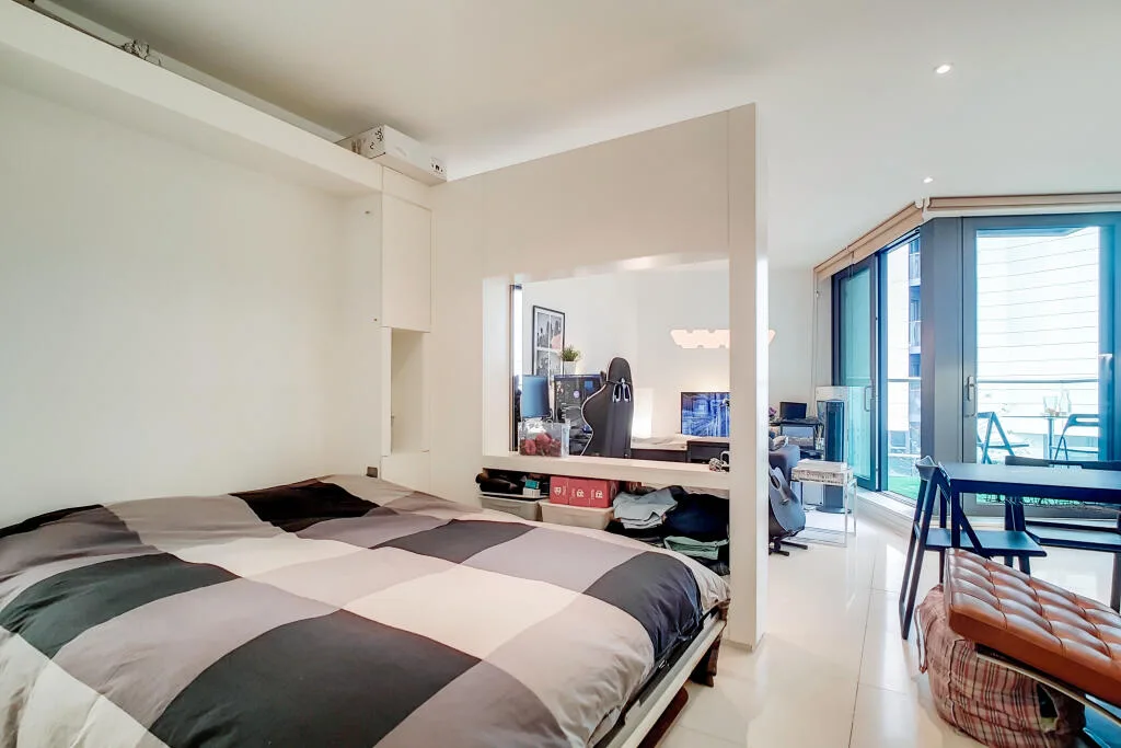 Studio flat for rent