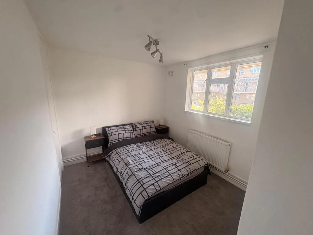 2 bedroom maisonette for rent