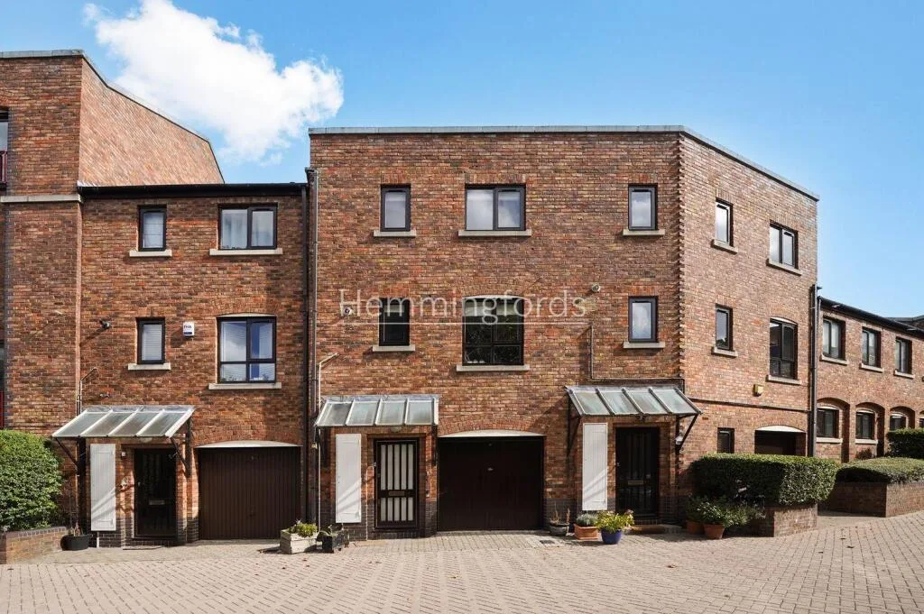 3 bedroom terraced house for rent