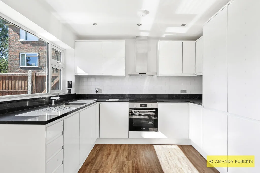 2 bedroom ground floor flat for rent