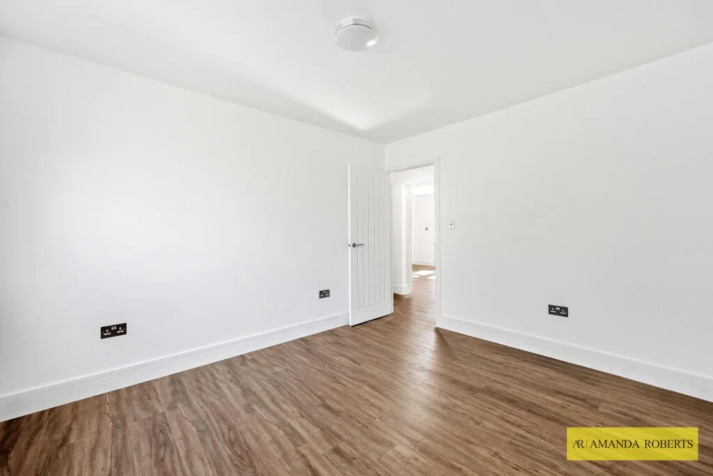 2 bedroom ground floor flat for rent