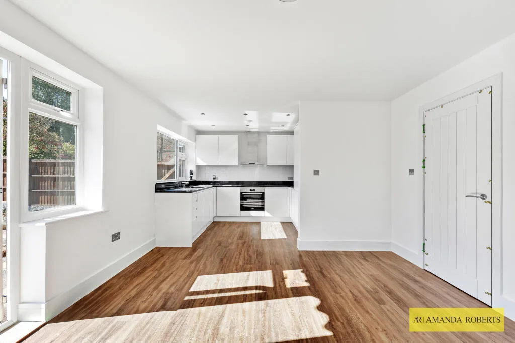 2 bedroom ground floor flat for rent