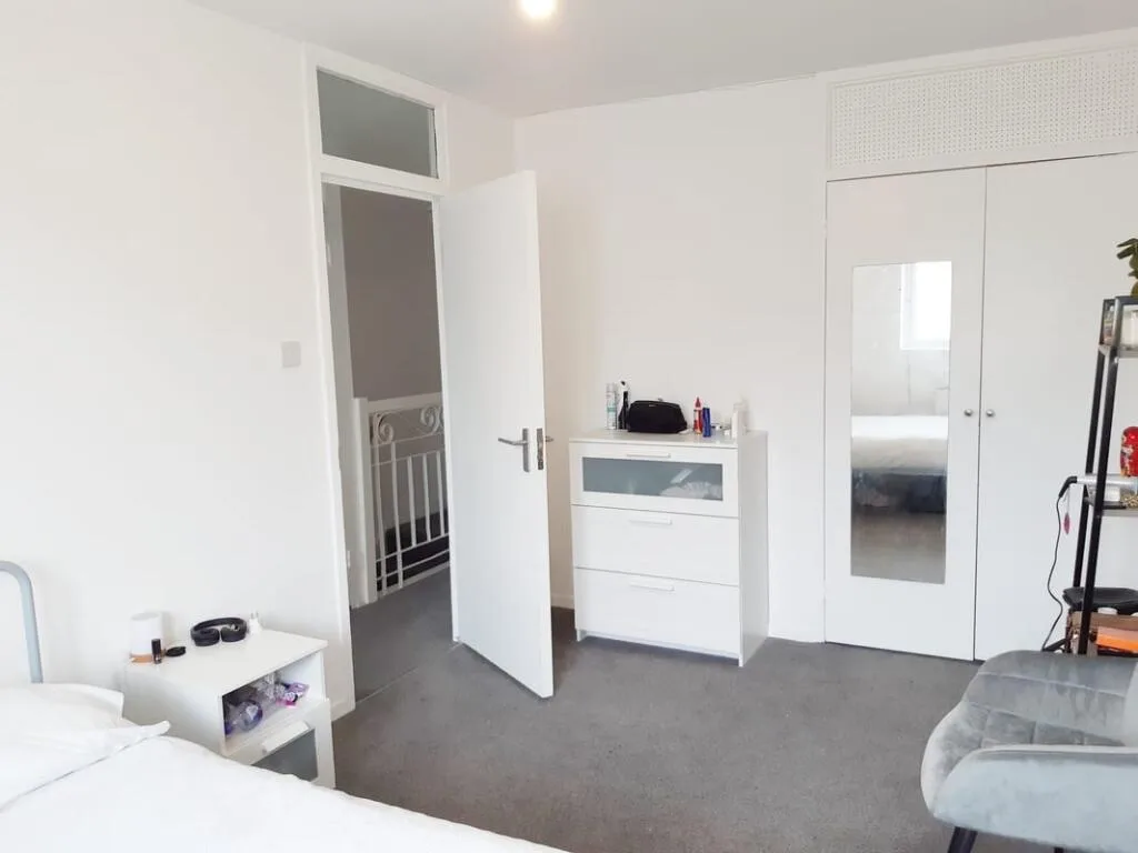 3 bedroom maisonette for rent