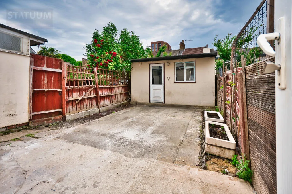 4 bedroom terraced house for rent