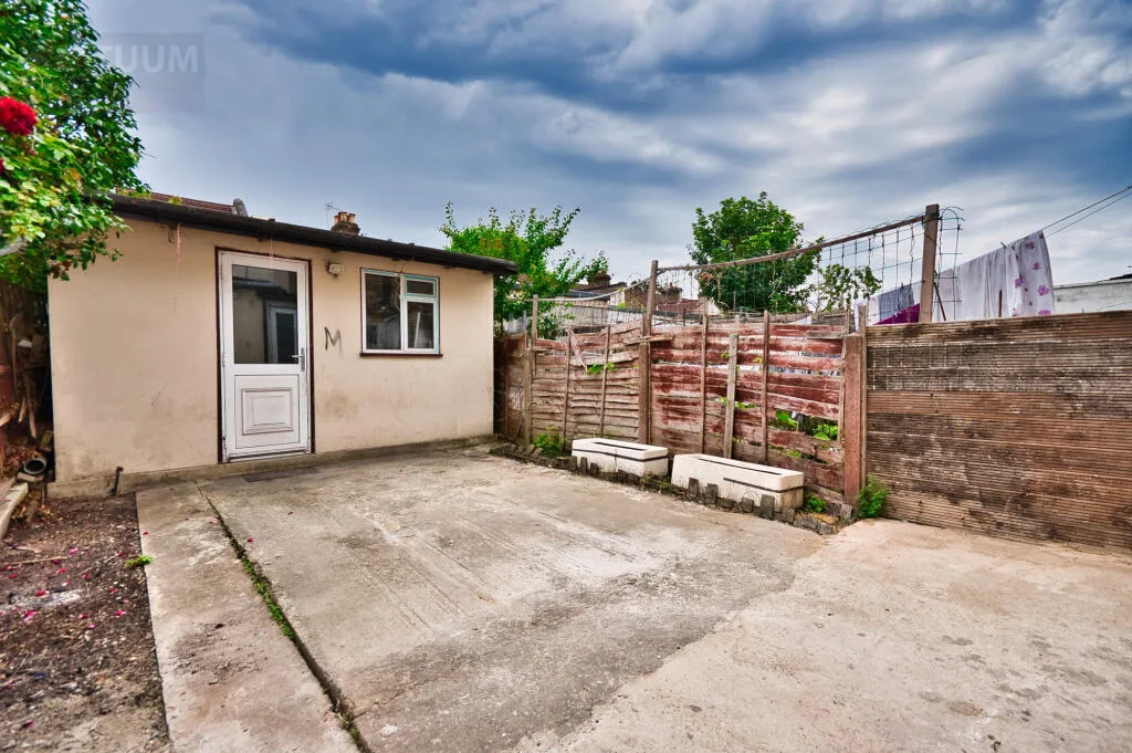 4 bedroom terraced house for rent