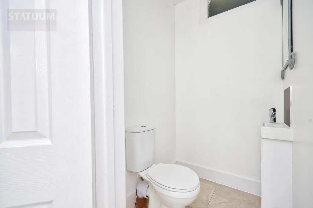 4 bedroom terraced house for rent