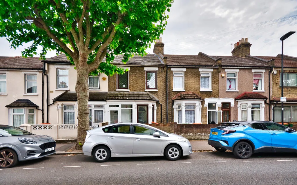 4 bedroom terraced house for rent