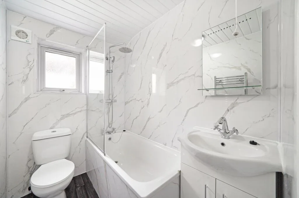 5 bedroom terraced house for rent