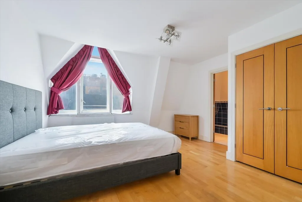 3 bedroom flat for rent