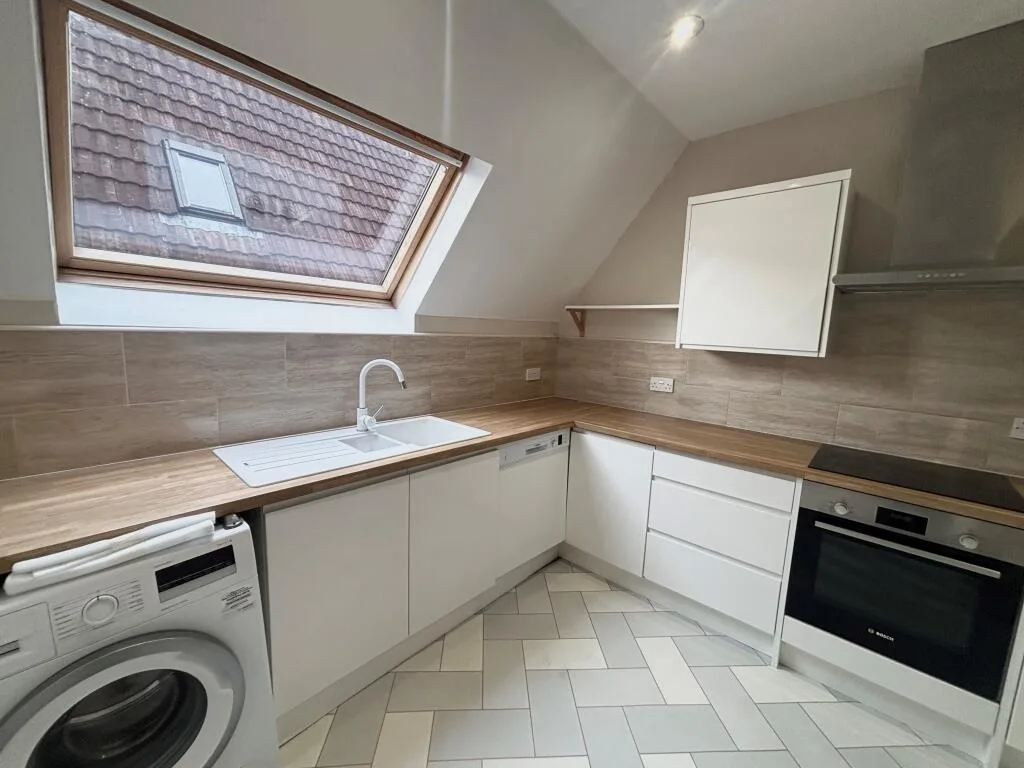3 bedroom flat for rent