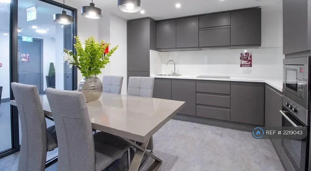 Studio flat for rent