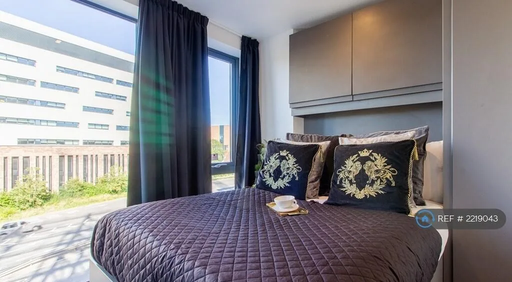 Studio flat for rent