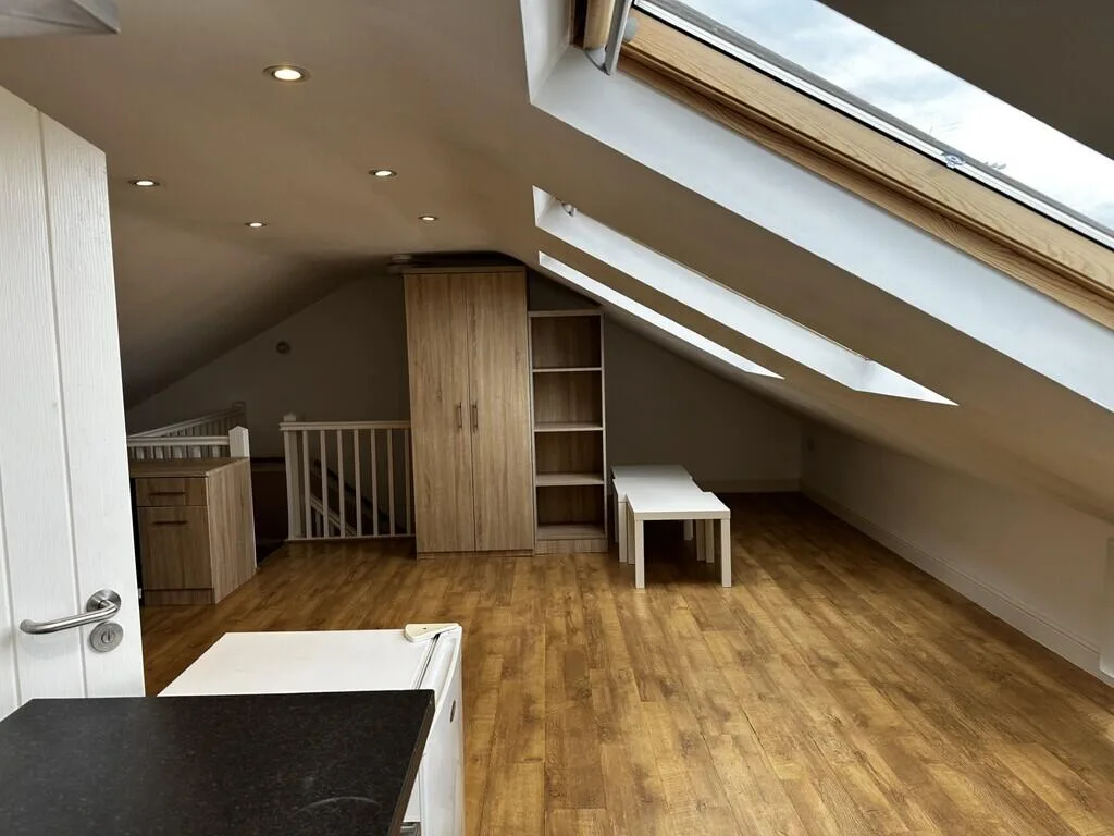 Studio flat for rent