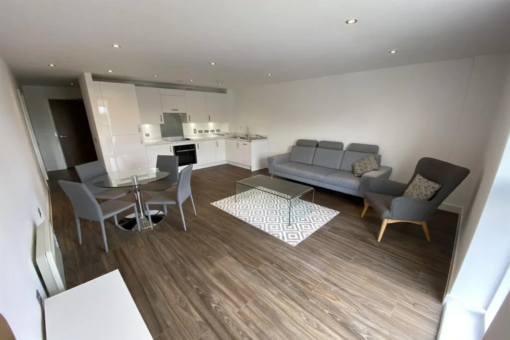 2 bedroom flat for rent
