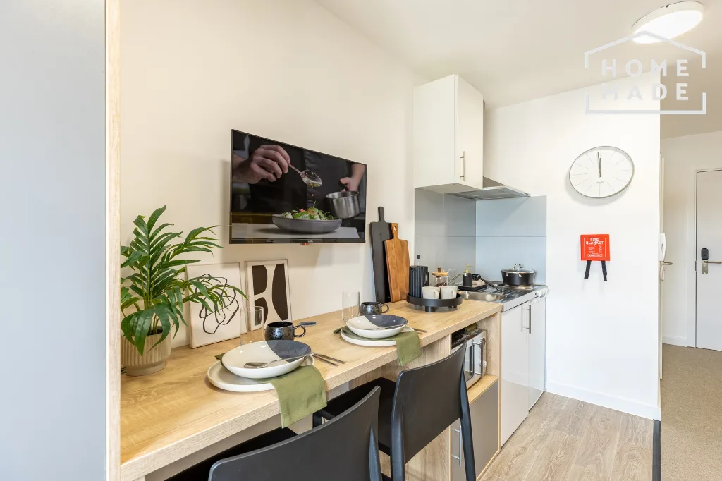 Studio flat for rent