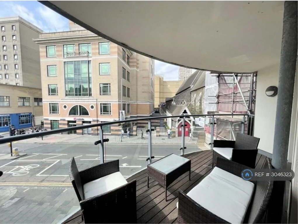 2 bedroom flat for rent