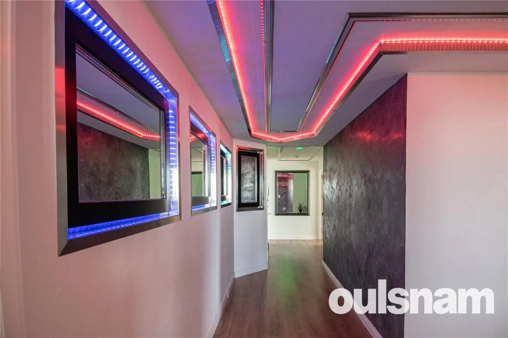 2 bedroom penthouse for rent