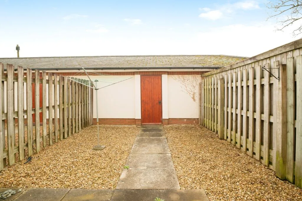 2 bedroom terraced house for rent