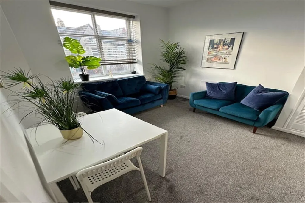 1 bedroom house for rent