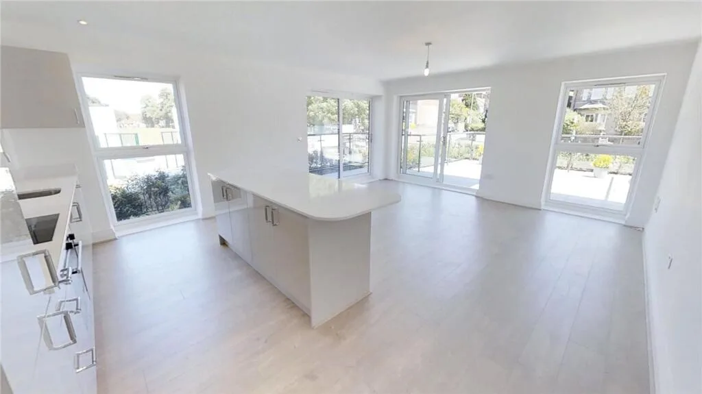 2 bedroom ground floor flat for rent