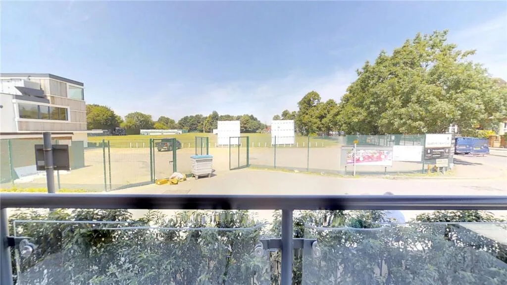 2 bedroom ground floor flat for rent
