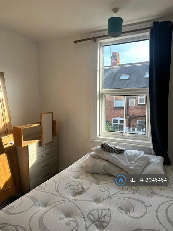 4 bedroom terraced house for rent