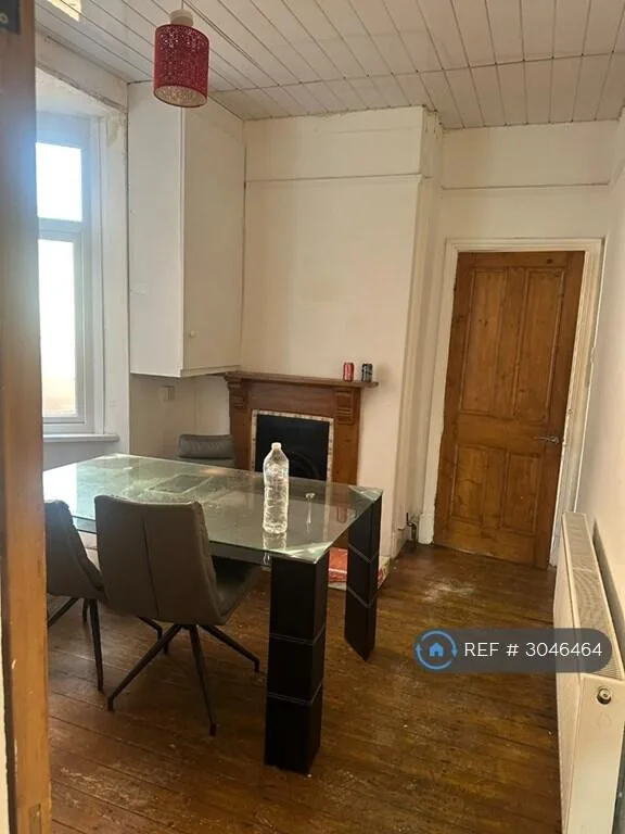 4 bedroom terraced house for rent