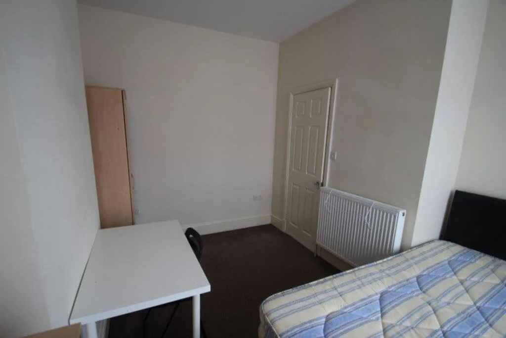 4 bedroom terraced house for rent