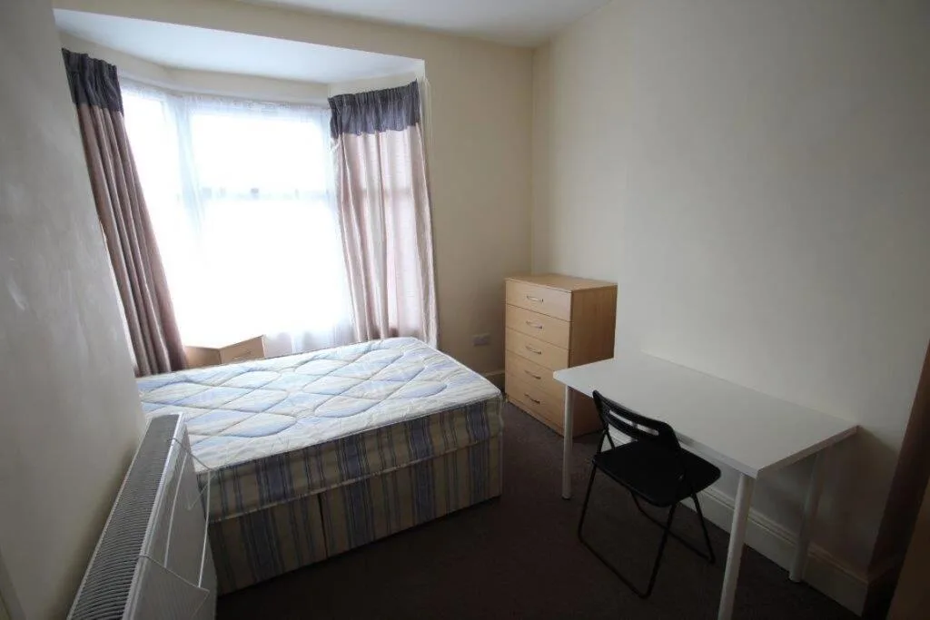4 bedroom terraced house for rent