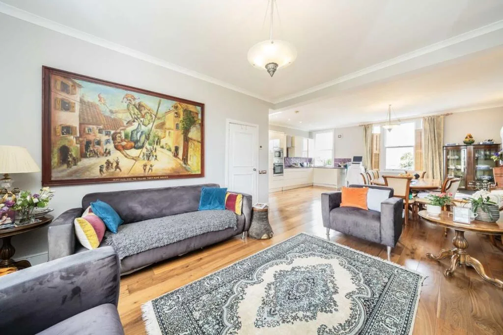 3 bedroom flat for rent