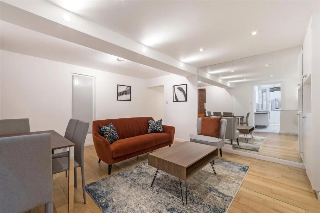2 bedroom flat for rent
