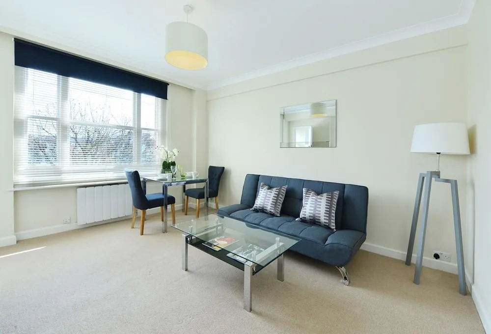 Studio flat for rent