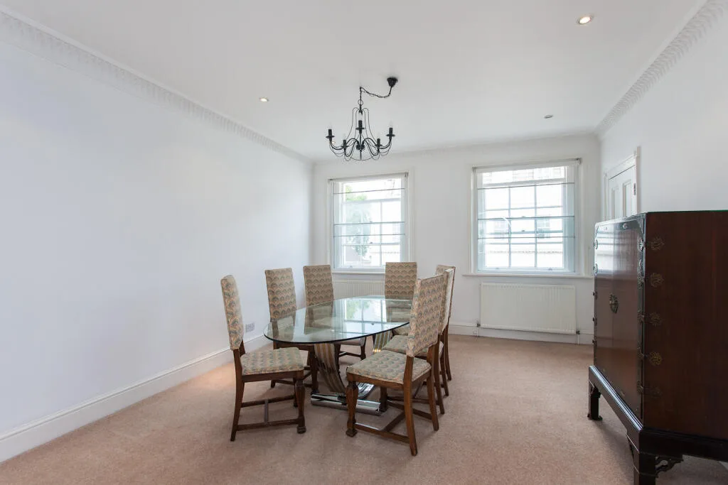 3 bedroom flat for rent