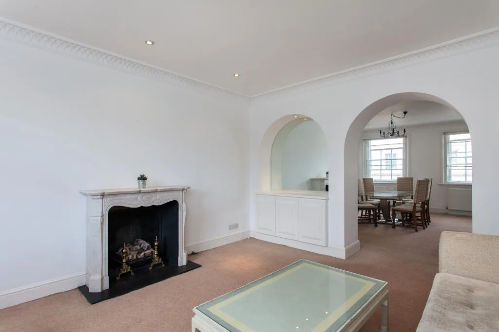 3 bedroom flat for rent