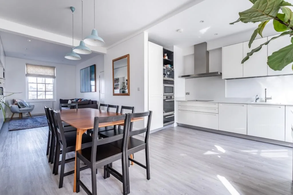 3 bedroom flat for rent