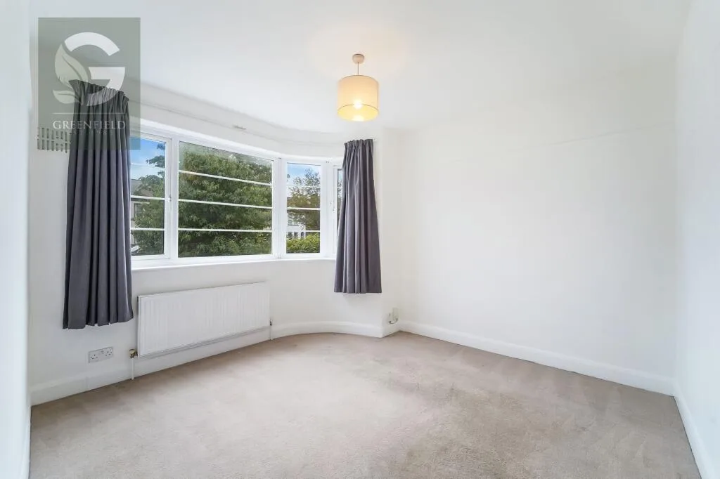 2 bedroom maisonette for rent