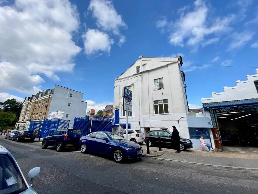 Studio flat for rent