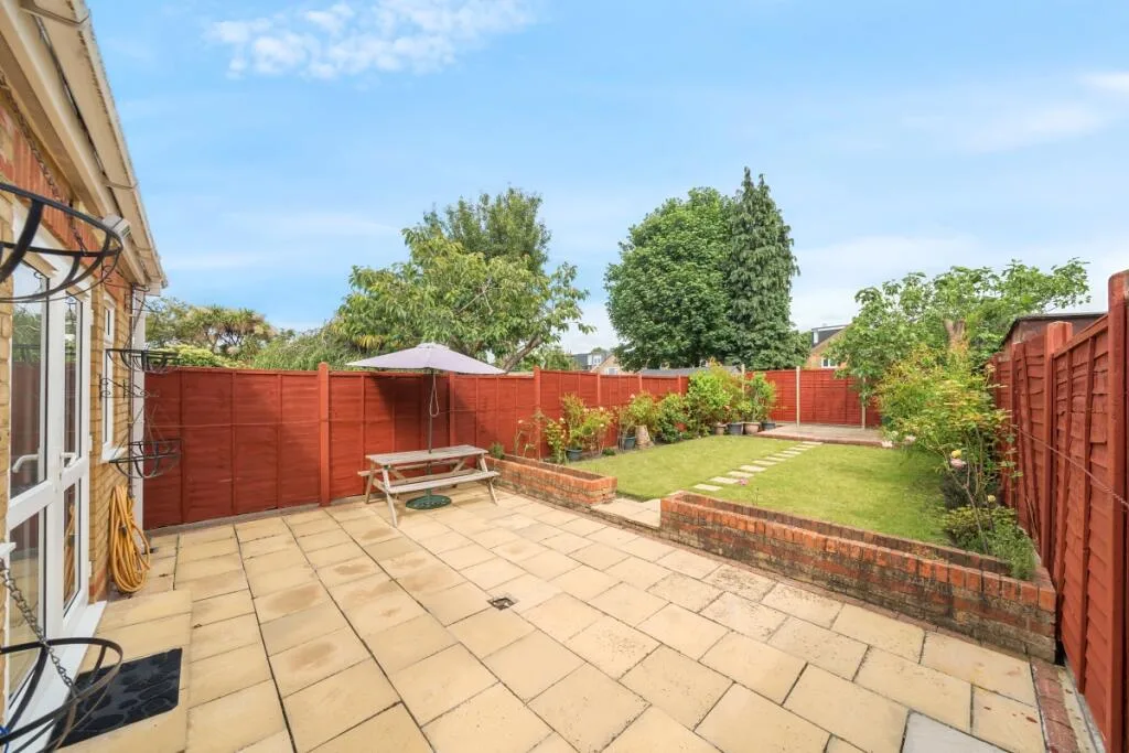 4 bedroom detached house for rent
