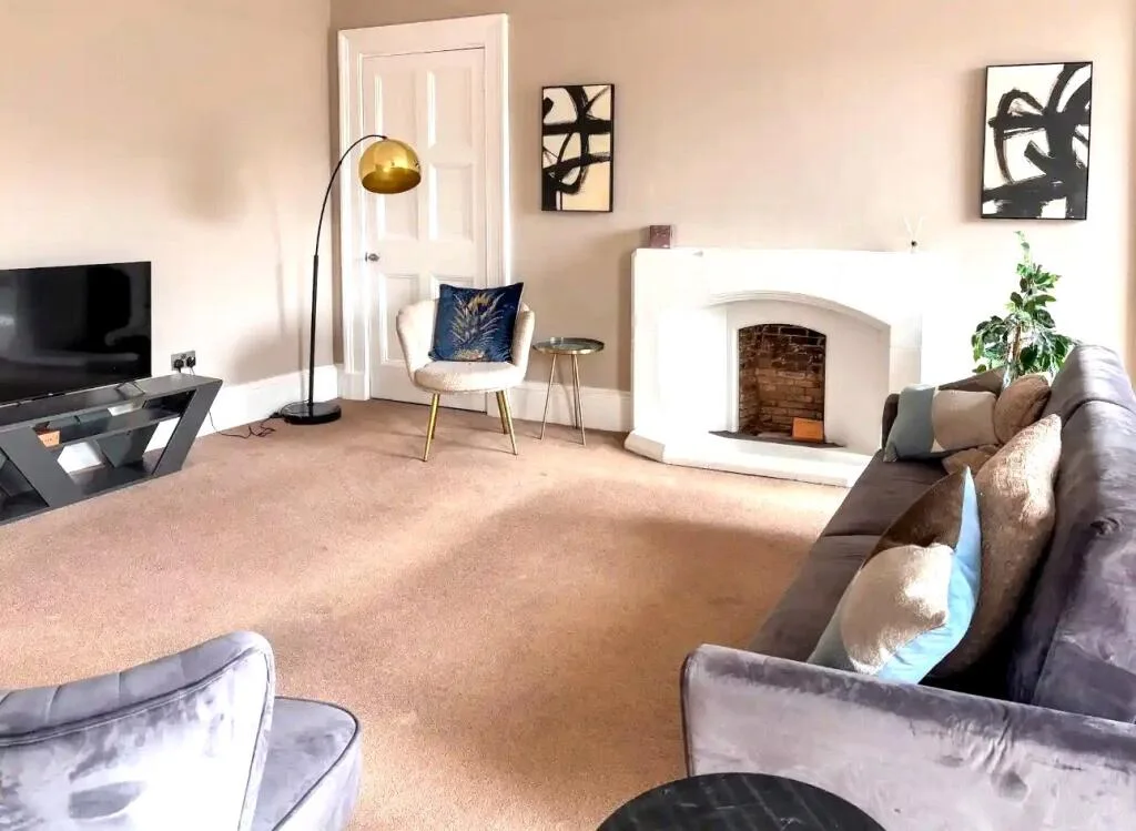 3 bedroom flat for rent