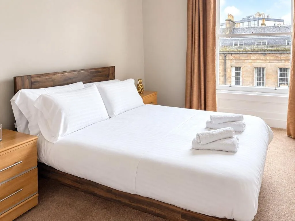 3 bedroom flat for rent