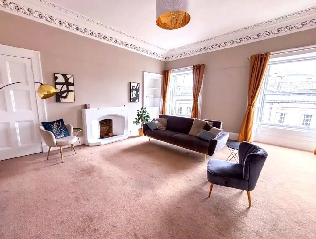 3 bedroom flat for rent
