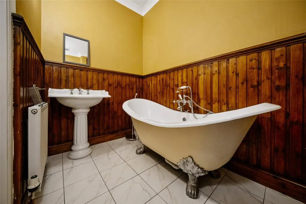 3 bedroom apartment for rent