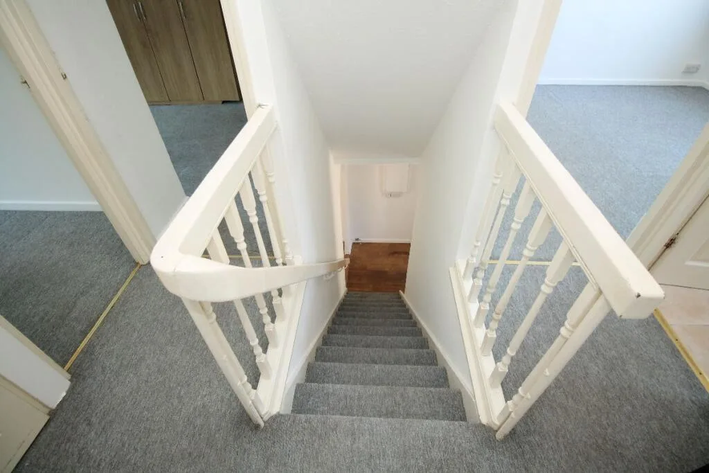 3 bedroom maisonette for rent