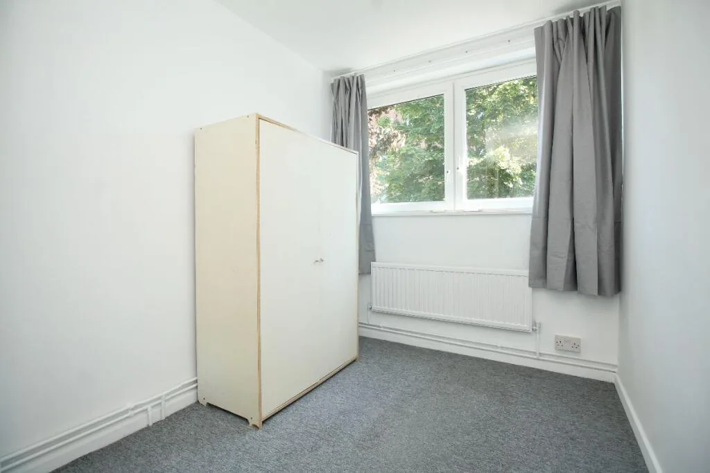 3 bedroom maisonette for rent