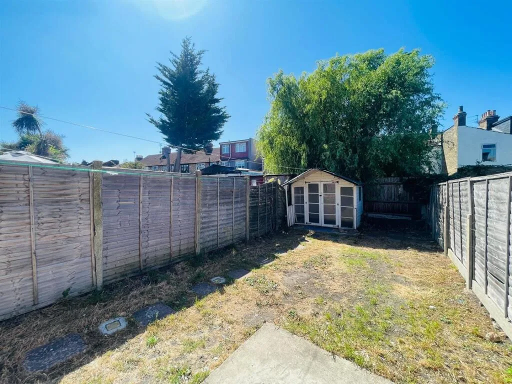 3 bedroom terraced house for rent