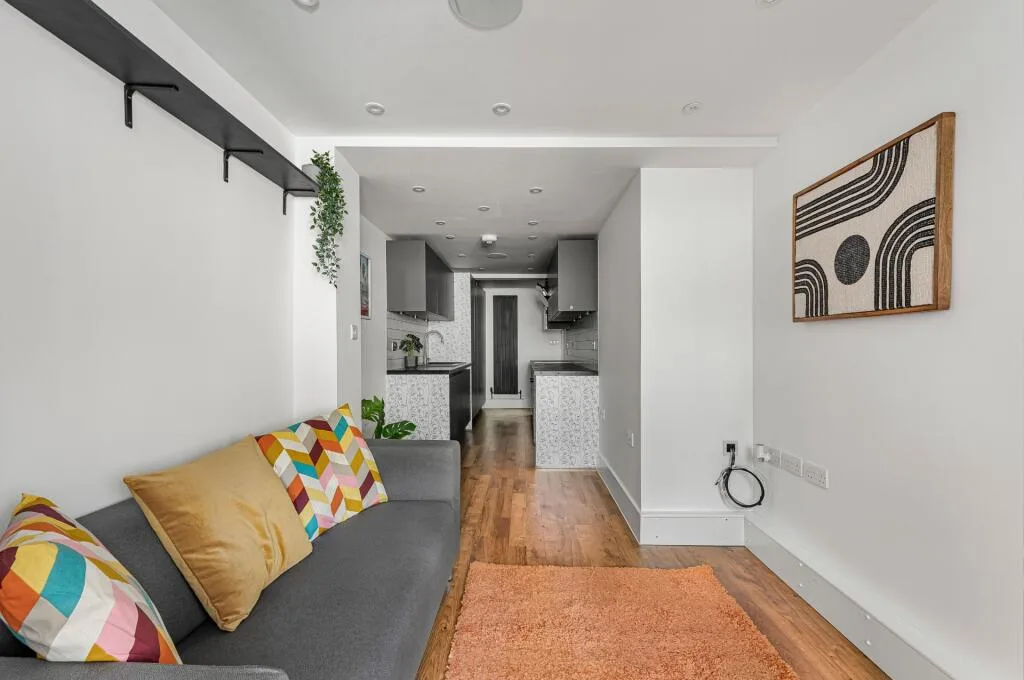 2 bedroom apartment for rent